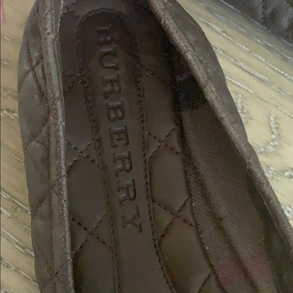 BURBERRY FLATS - Picture 3 of 6